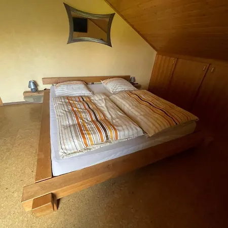 Zum Nuerburgring Apartment